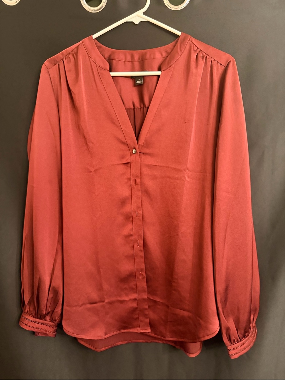 Ann Taylor Silky V-Neck Blouse in Burnt Orange Size M